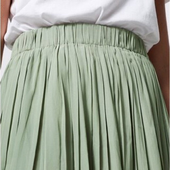 ❌SOLD❌ NWT -  Pull On Midi Skirt - BLUE - Picture 2 of 5